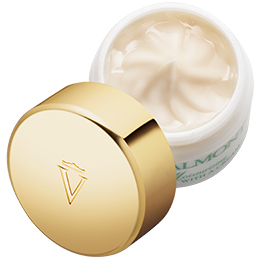 Moisturizing with a Cream 50 ml
